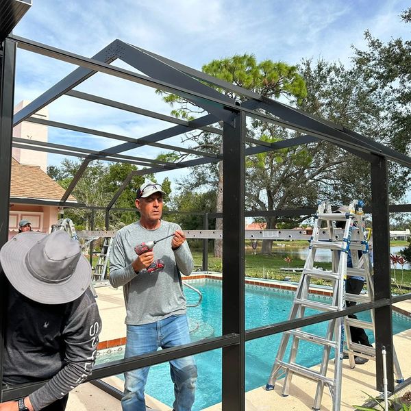 Expert in Pool Enclosures & Custom Pool Cage Installation